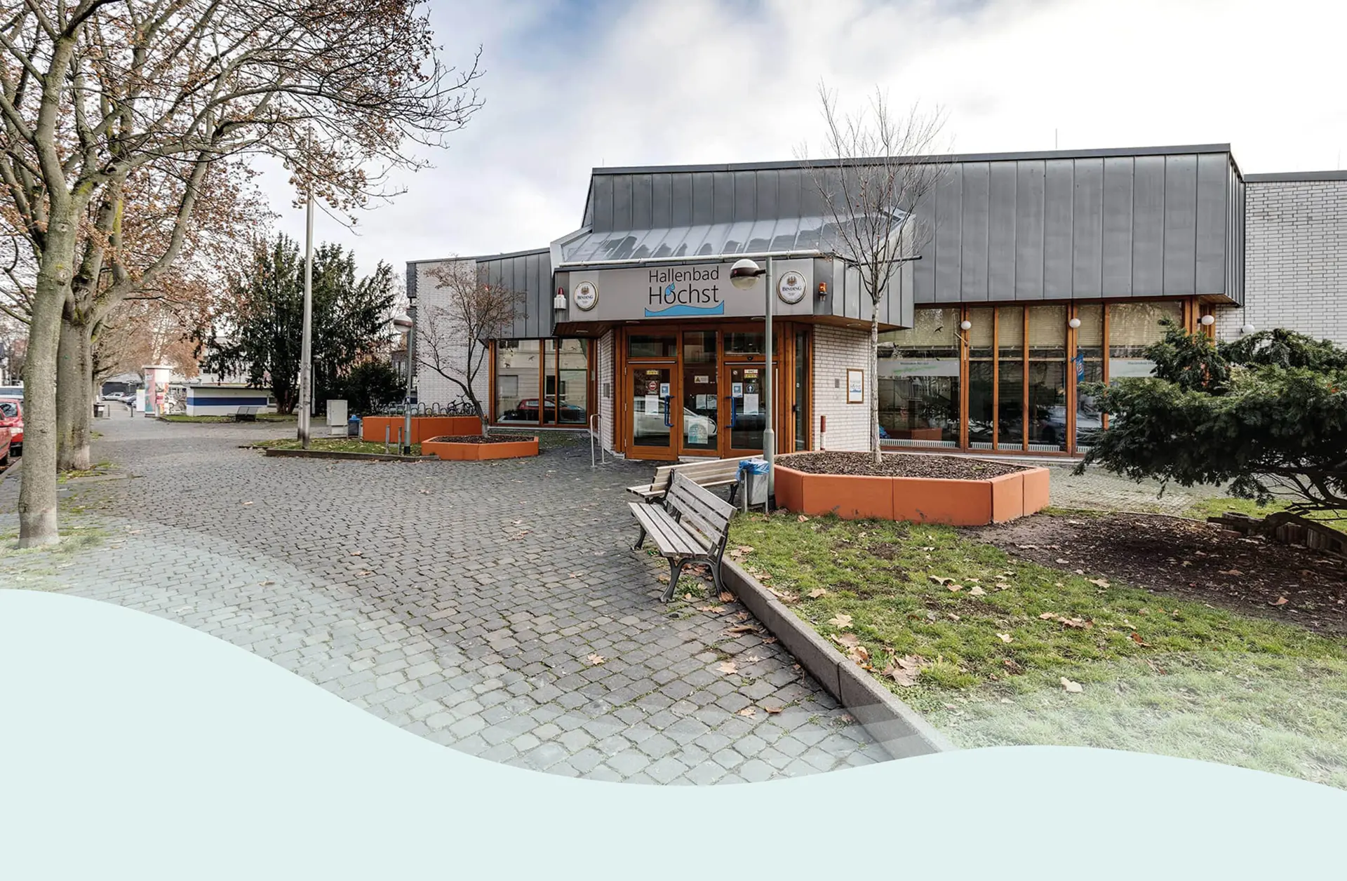 hallenbad hoechst aussenansicht eingang