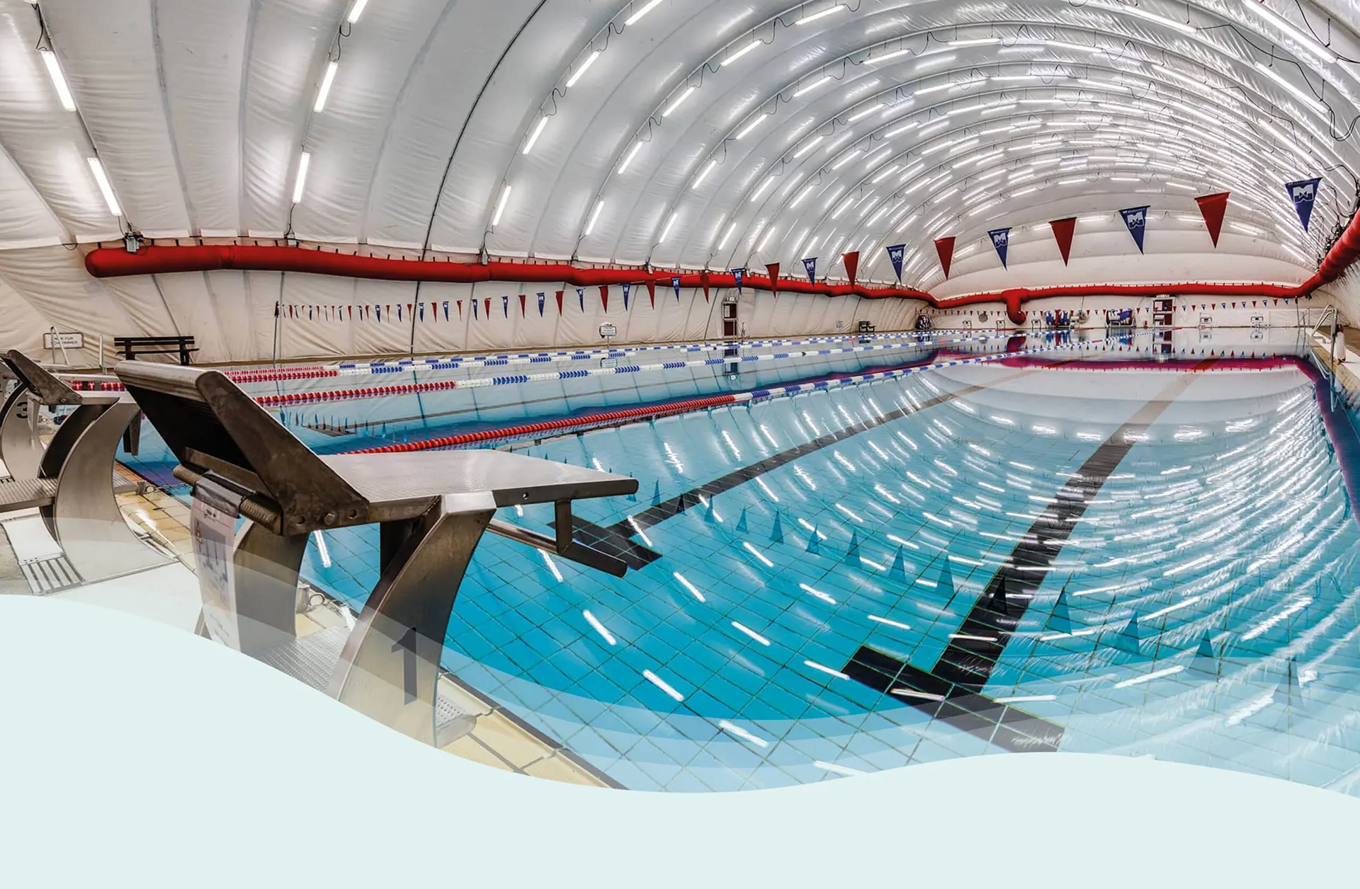 Sportbecken in der Traglufthalle Riedbad Bergen Enkheim